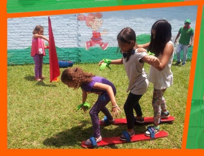 skits niños