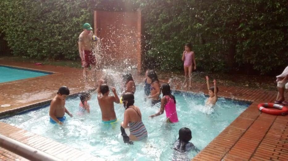 Ambiente pool party